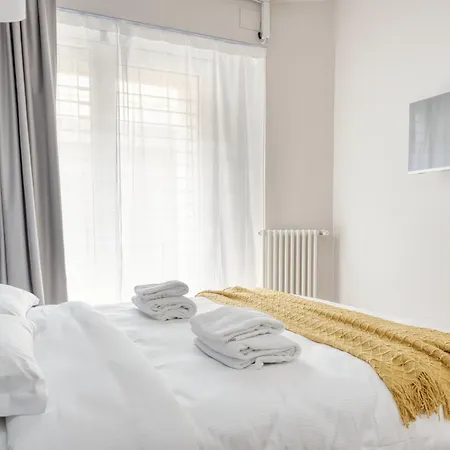 Апартаменты Hostmate - - Imperia's Prism - Romolo Iulm *