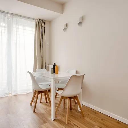Appartement Hostmate - - Imperia's Prism - Romolo Iulm Milan