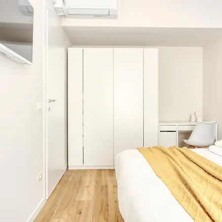 Hostmate - - Imperia's Prism - Romolo Iulm Appartement